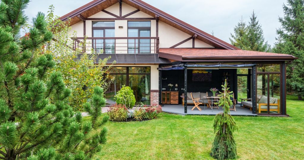 How Do I Landscape My Backyard for Entertaining?